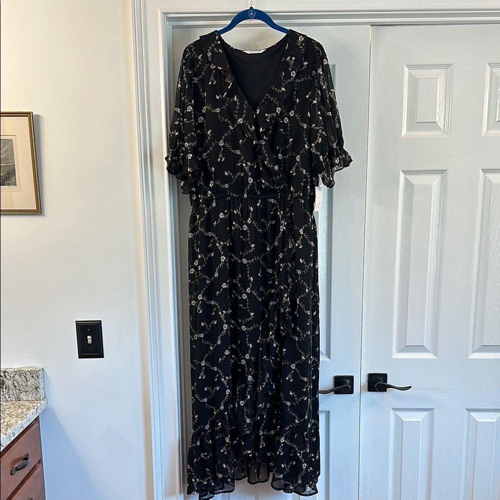 LC Lauren Conrad Black Floral Dress